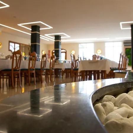 Restaurante El Cary Affittacamere Montemayor