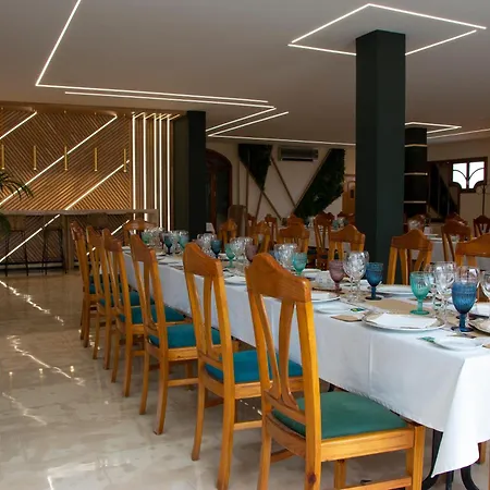 Restaurante El Cary Pensión Montemayor